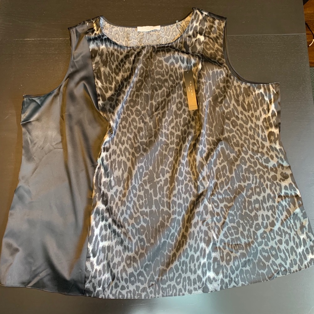 NWT TAHARI Woman sleeveless tank satin blouse, 3X